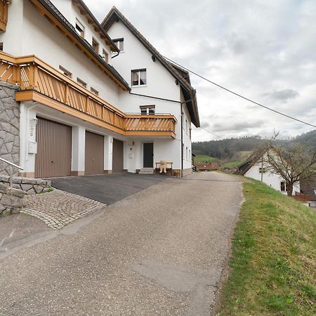 Haus Am Schroffen Apartment Ottenhofen im Schwarzwald Exterior foto