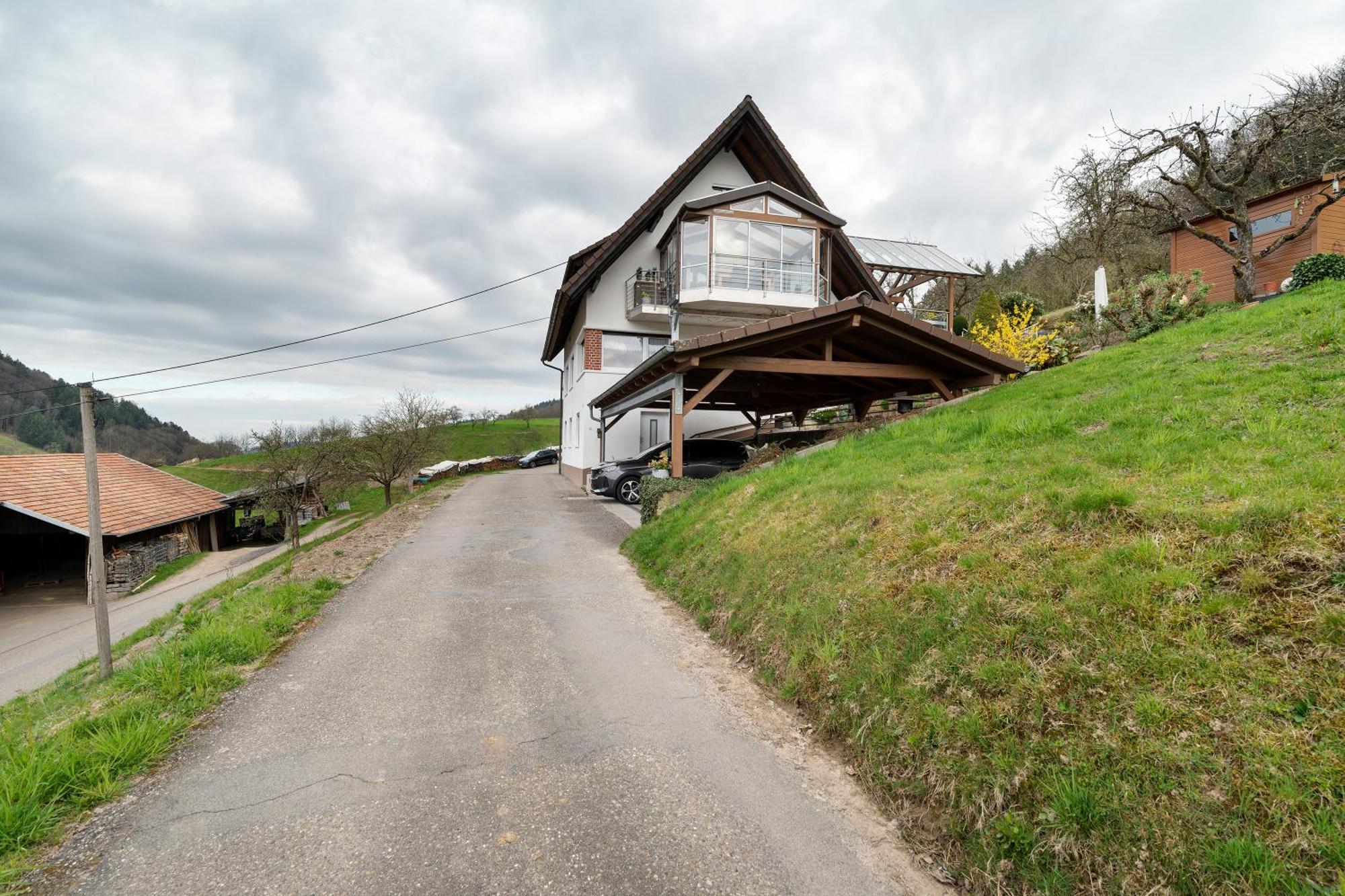 Haus Am Schroffen Apartment Ottenhofen im Schwarzwald Exterior foto