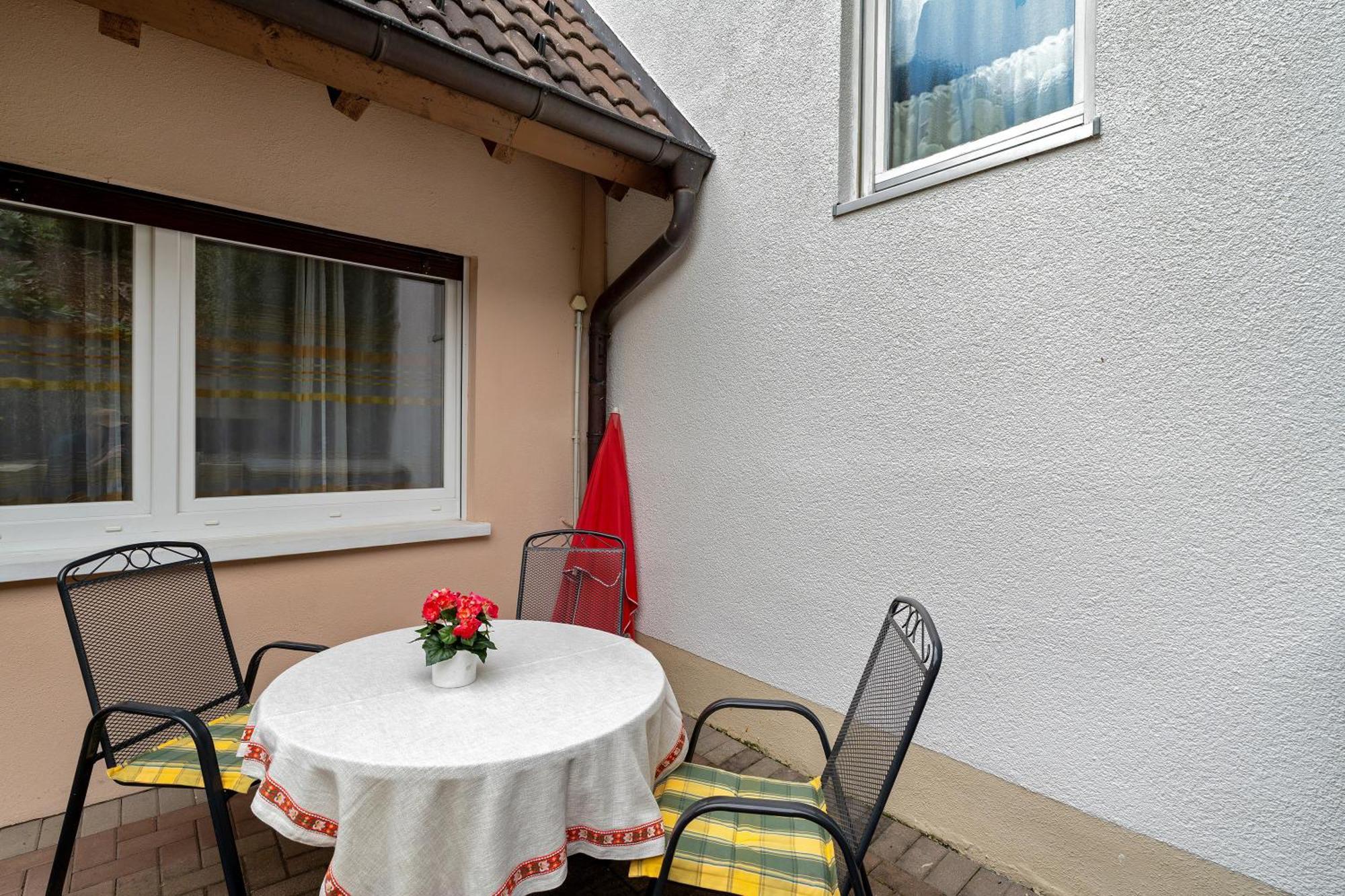 Haus Am Schroffen Apartment Ottenhofen im Schwarzwald Exterior foto